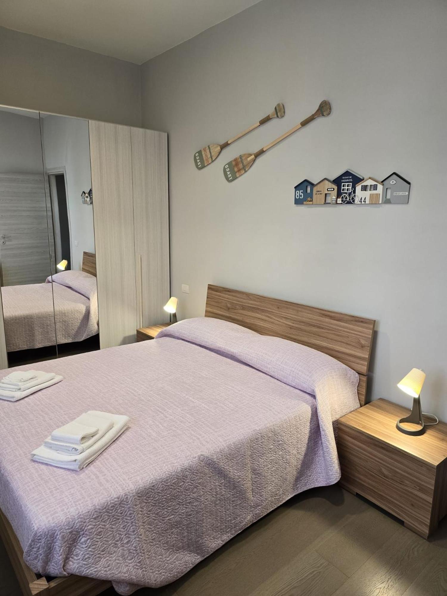 La Villa Apartments Tinaia - Excellent For Sardegna & Corsica - 6-8 Beds - Private Parking Included With Camera Livorno Kültér fotó